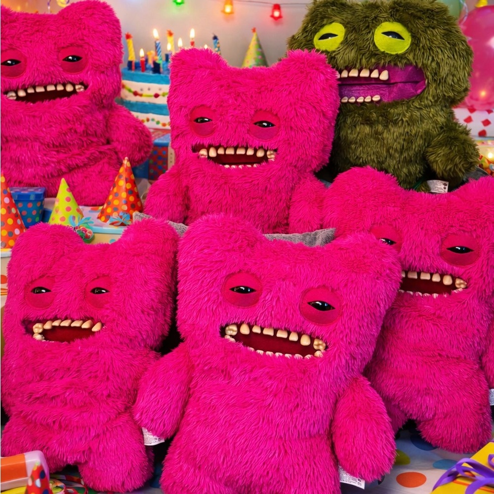 Mr. Buttons FUGGLER BIGG FUGG Plush XL 18” Pink Monster Teeth Jumbo Limited Ed.